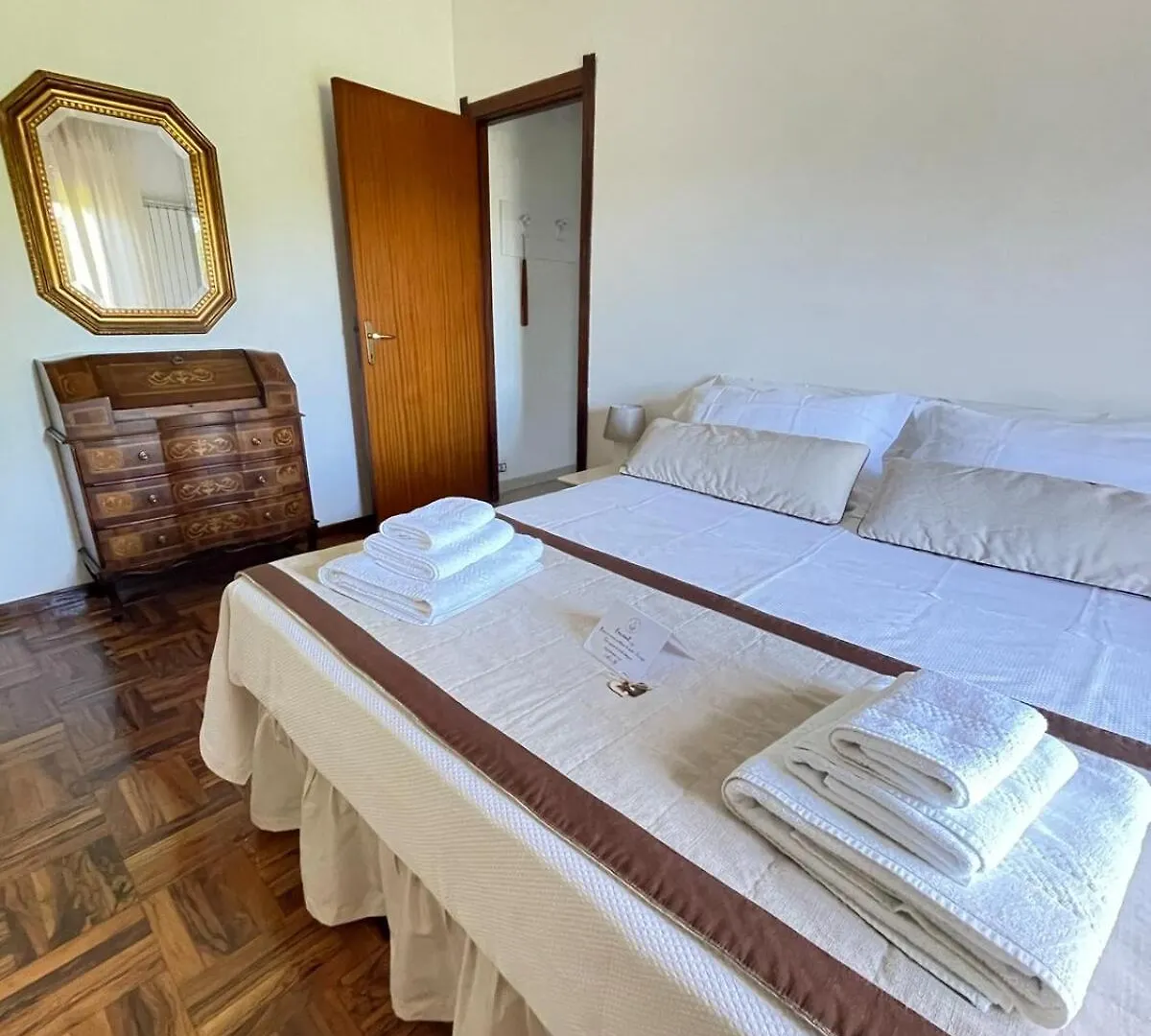 Il Nido Dy M&G Holiday Home Soglio  0*, Soglio (Genoa) Olaszország